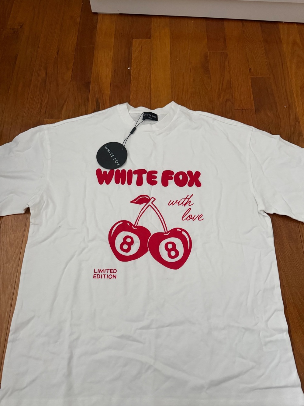 White fox t shirt